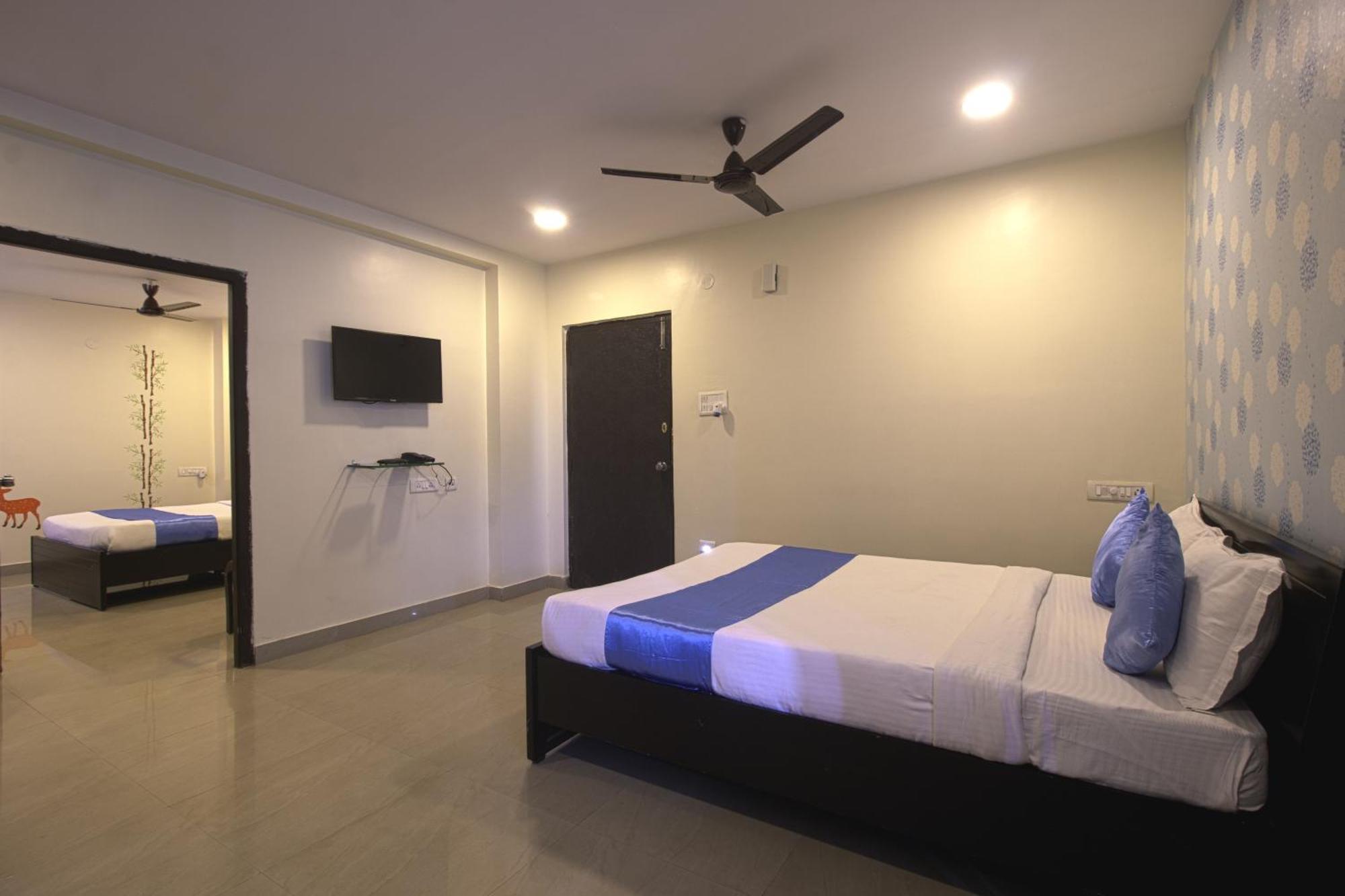 Hotel Ns Royal Emirates With 3Hr Early Check In Hyderabad Esterno foto